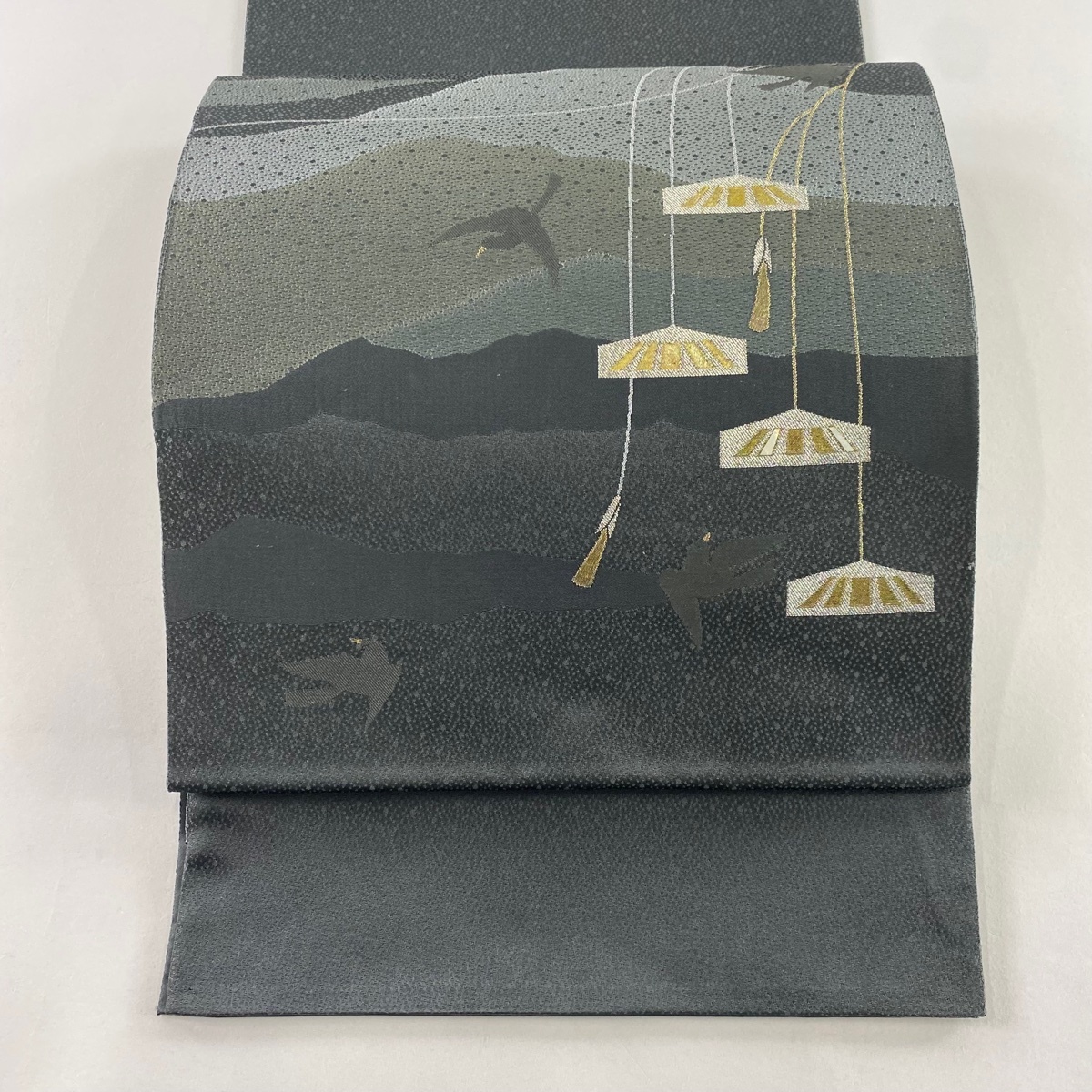 袋帯 秀品 鳥 山 箔 銀糸 灰色 お太鼓柄 正絹 【中古】拍卖