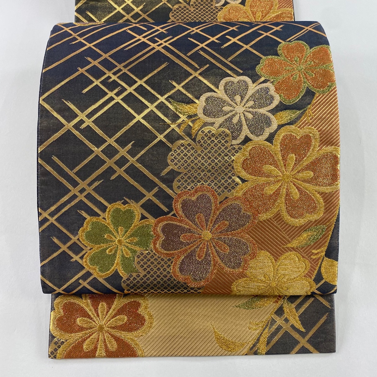 【美品】 袋帯 秀品 振袖向き 枝垂れ桜 斜縞 金糸 箔 紺色 六通 正絹 【中古】拍卖