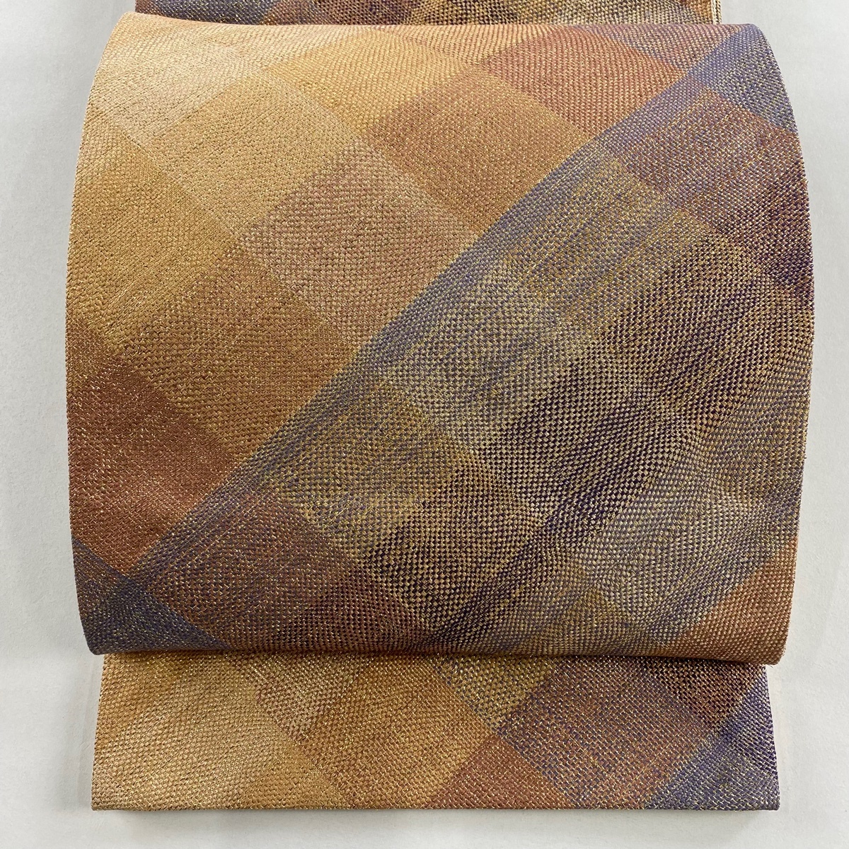 【美品】 袋帯 名品 斜め格子 金糸 箔 薄オレンジ 全通 正絹 【中古】拍卖