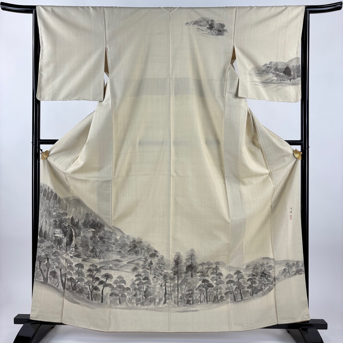 訪問着 身丈164cm 裄丈65cm M 袷 紬地 落款 風景 松 ベージュ 正絹 名品 【中古】拍卖