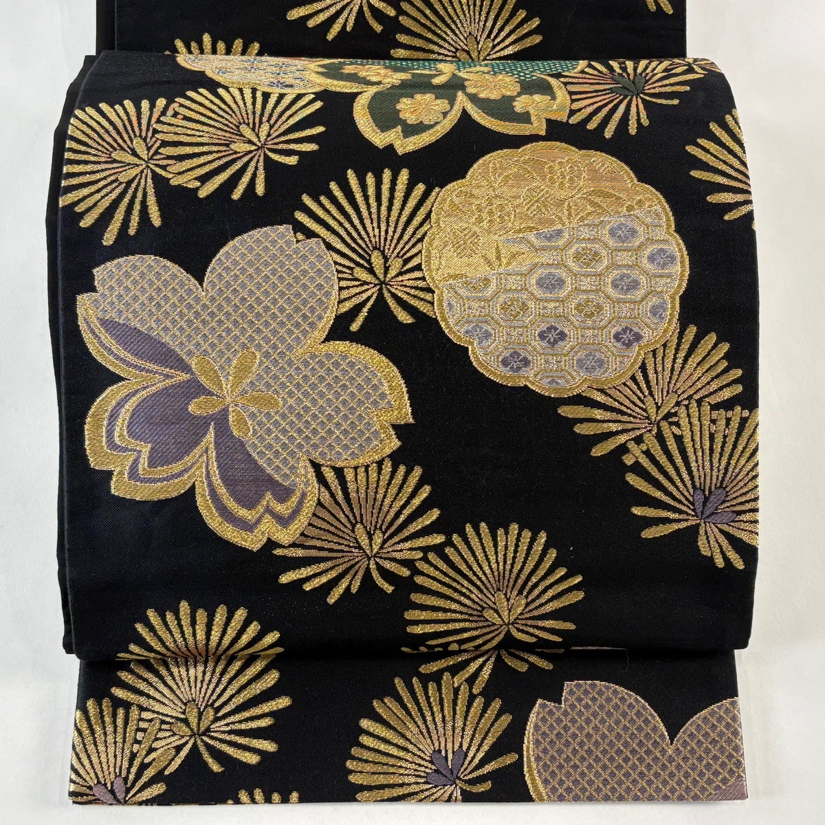 【美品】 袋帯 秀品 桜 若松 金糸 箔 黒 六通 正絹 【中古】拍卖
