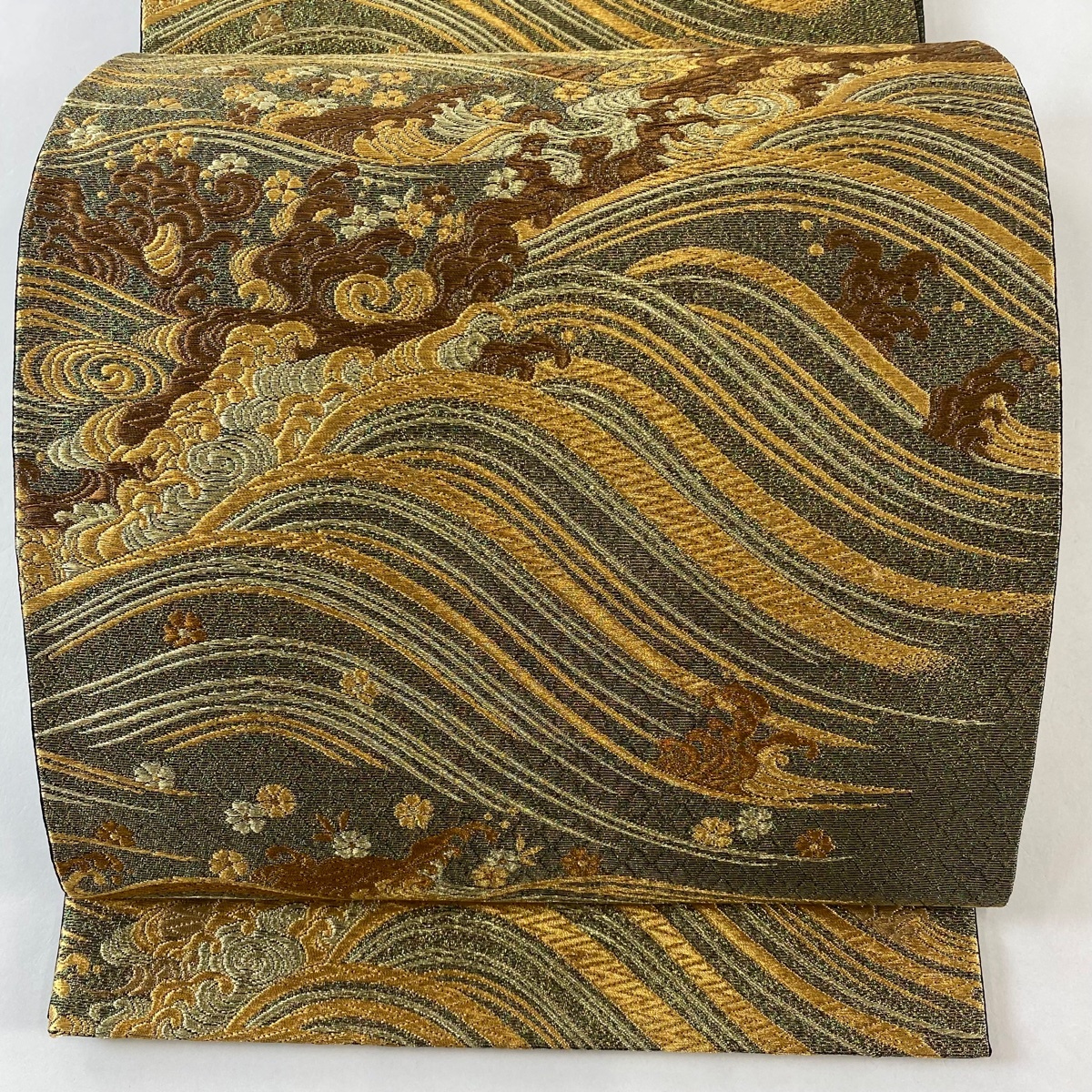 【美品】 袋帯 秀品 波頭 草花 金糸 金茶 六通 正絹 【中古】拍卖