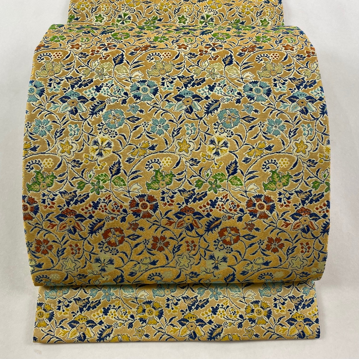 【美品】 開き名古屋帯 逸品 龍村美術織物 比翼仕立て 花唐草 金糸 金色 正絹 【中古】拍卖