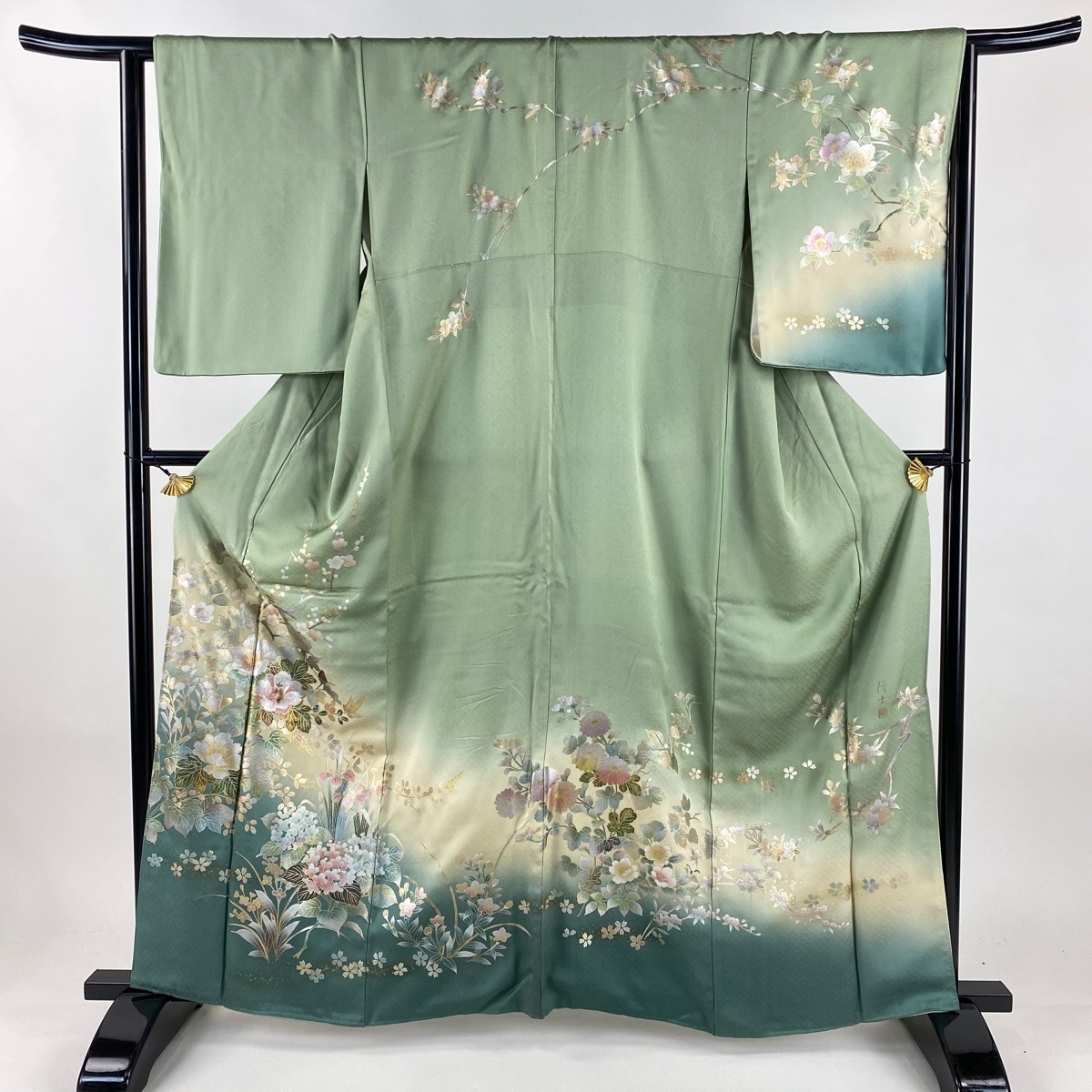 訪問着 身丈161cm 裄丈65cm M 袷 藤本隆士 落款 枝花 草花 螺鈿 金銀彩 灰緑 正絹 逸品 【中古】拍卖