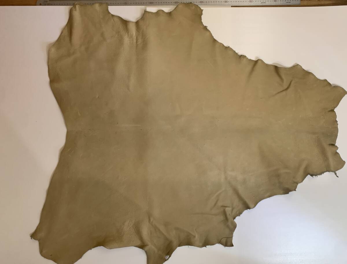 ディアスキン丸革1枚 1.9~3.1mm厚 ベージュ系 バッグ 財布 ポーチ ハンドメイド材料拍卖
