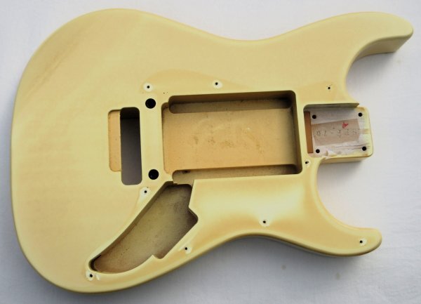 Greco グレコ SPFボディ ミディアムスケール22F対応 スクエアエッジ、ピックガード対応 白 フジゲン製 傷少 87年製Greco SPF-70拍卖