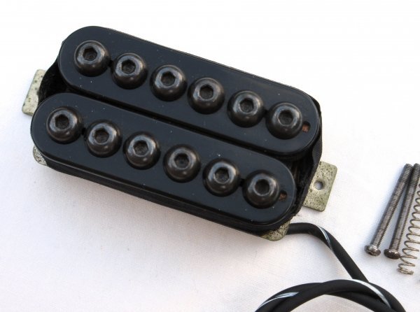 FERNANDES フェルナンデス VD-1 VOO DOO 旧型番L-8005 インベーダータイプ高出力ハムバッカー フロント 84年製FERNANDES FST-50拍卖