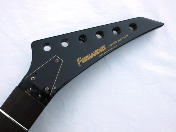 FERNANDES フェルナンデス コンコルドヘッド Charvel型ネック つばだしレギュラースケール22F 使用感少 85年製FERNANDES FJ-100S-PJ拍卖