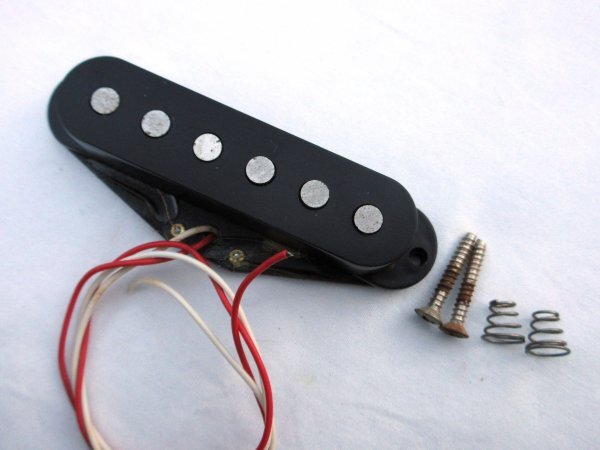 FERNANDES フェルナンデス アルニコシングル フラットポールピース 吊り下げ 程度良し 85年製FERNANDES FJ-100S-PJ拍卖