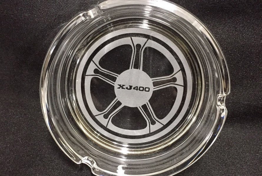 XJ400 ホイールアート 灰皿 新品! 検)rz350 旧車 オブジェ ヤマハ 絶版車 rz250 バイク灰皿拍卖
