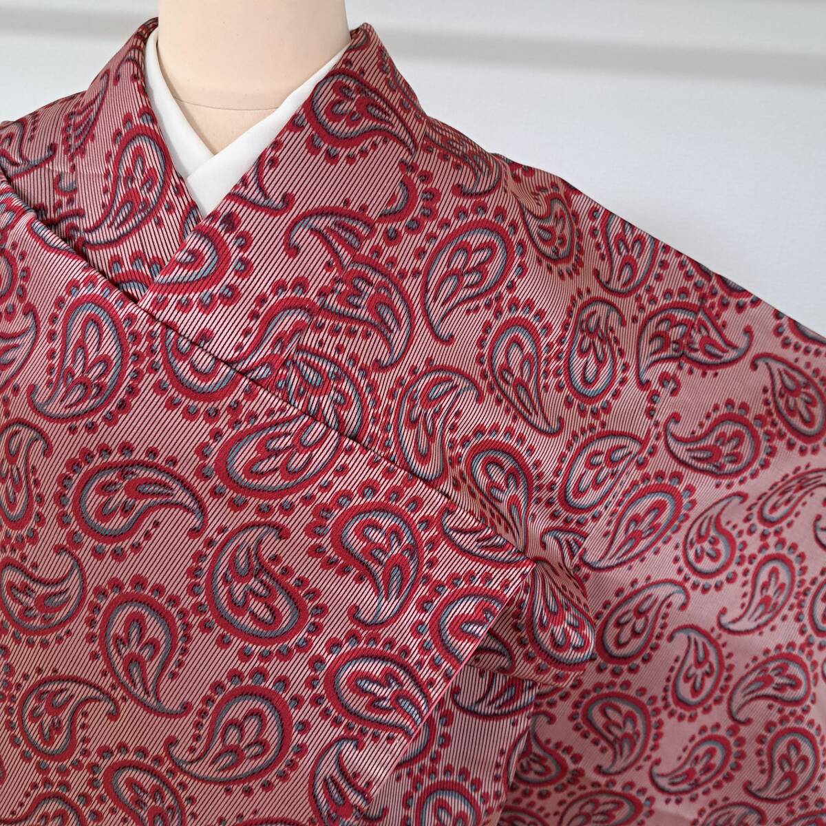 即決■着物の越田■裄66.5身丈149 正絹 アンティーク着物 ペイズリー柄 ■も07R02拍卖
