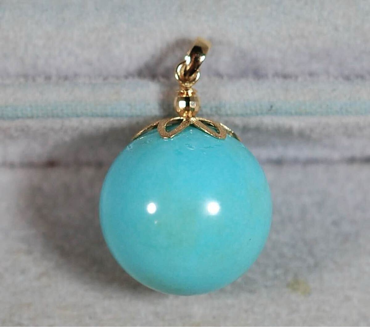 K18アリゾナ産大玉可愛いトッフ美しい!天然トルコ石22.822ct直径約15.1㍉玉全長24.7㍉4.8㌘PT拍卖