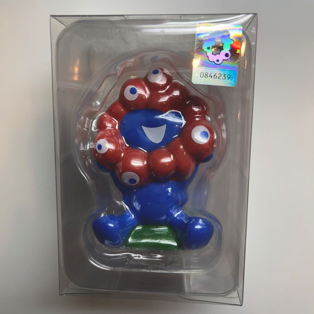 【新品 未開封】大阪関西万博 EXPO2025 ミャクミャク 陶器 マスコット 座り 拍卖