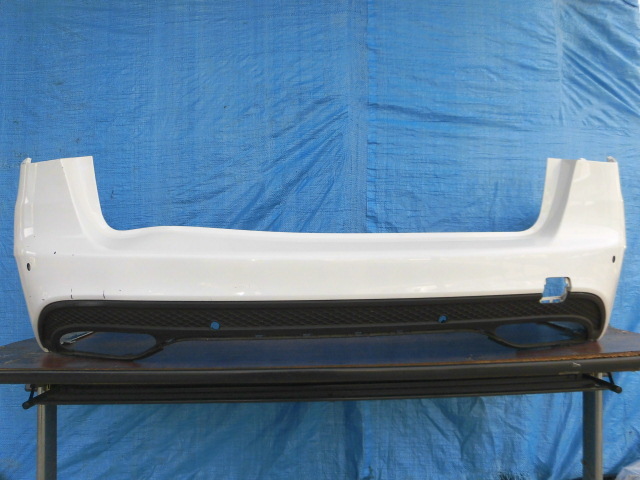 AM386 ベンツ W205 Cクラス ワゴン リアバンパー 白 A2058856538拍卖