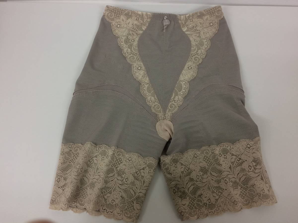 ★中古★ダイアナ 補正下着 ロングガードル LL76 グレー 大きいサイズ 補整下着 矯正下着 おしゃれ かわいい №7*拍卖
