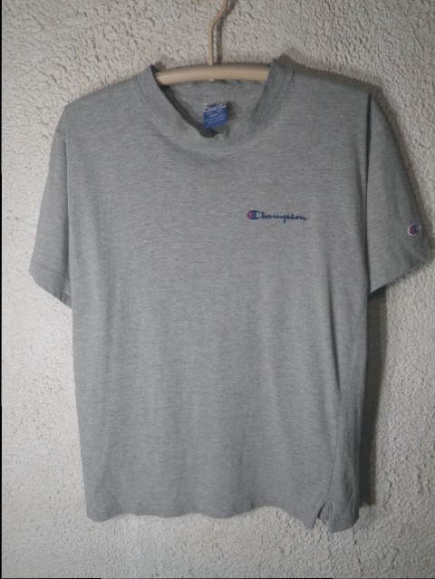 n3953 チャンピオン Champion 90s ビンテージ★Vintage トリコタグ 半袖 シンプル tシャツ ワンポイント 刺繍 ロゴ 送料格安拍卖