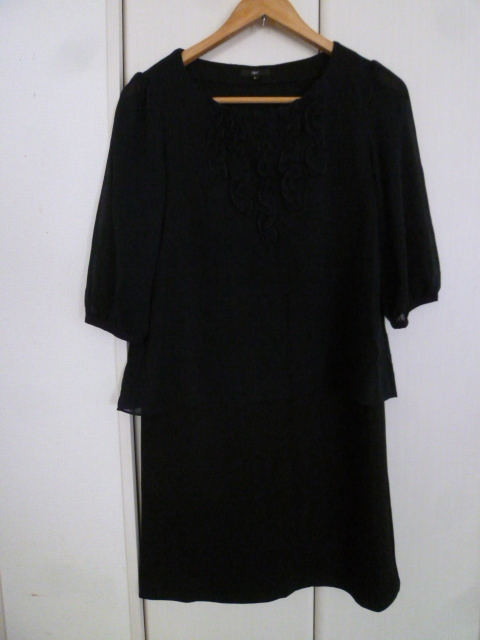 DHC/ディーエイチシー○紺胸元フリルシフォンブラウス×黒スカート異素材ドッキングワンピースM/ブラックネイビーフェイクツイン風○OP1119拍卖