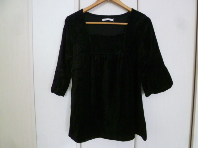 LOWRYS FARM/ローリーズファーム○黒ベロアスクエアネックバルーン袖フレア袖カットソーL/半袖トップスブラック○①ST1028拍卖