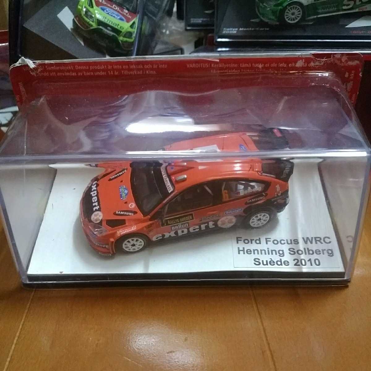 海外限定 1/43 FORD FOCUS WRC 2010 スウェーデン ラリー フォード ソルベルグ デカール加工品 ケース割れ有拍卖
