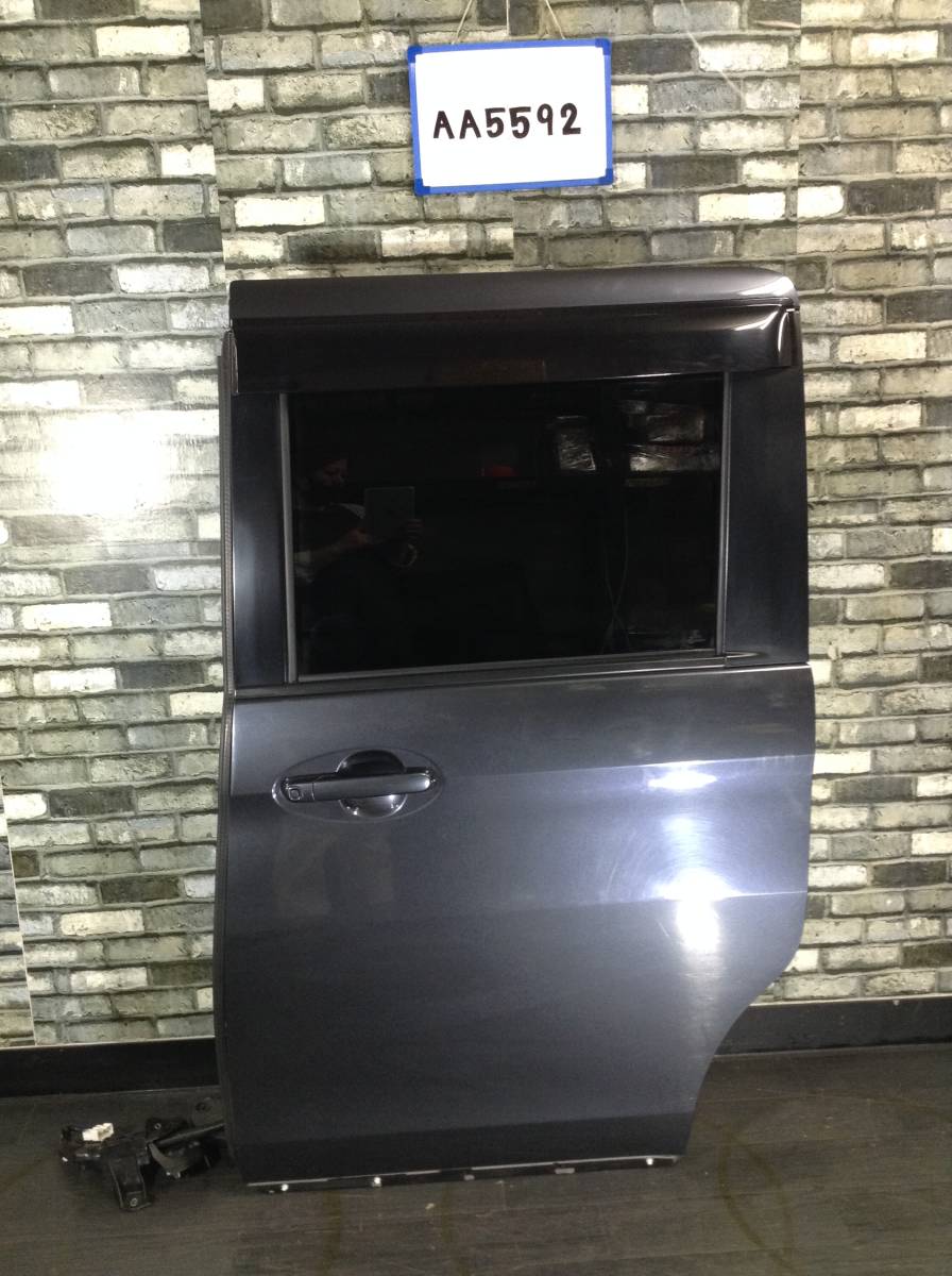 ☆☆☆AA5592☆☆ MK42S スズキ スペーシア 左(L) リアドア サイドドア リア ドア 拍卖