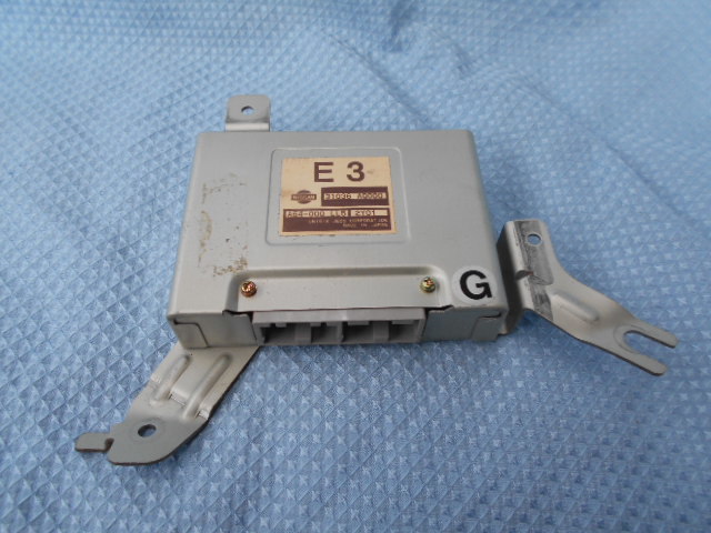 ステージア M35 ミッション コンピューター拍卖