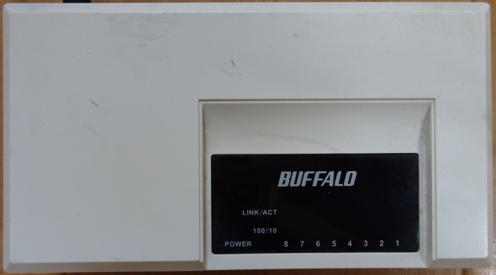 【中古・ジャンク】BUFFALO バッファロー スイッチングハブ LSW-TX-8EP 2020100006拍卖