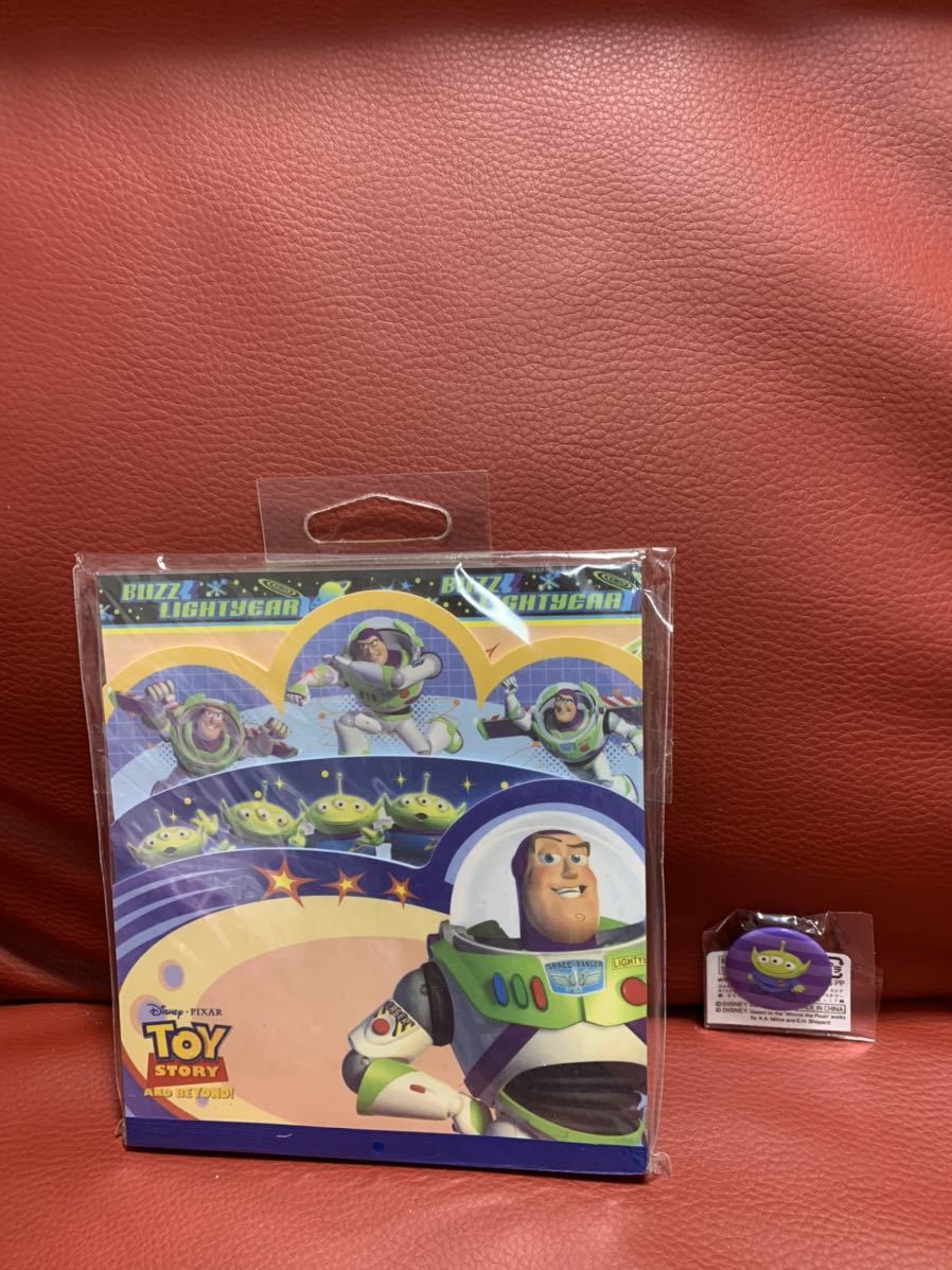 新品!未開封!トイストーリー 缶バッジ&メモ帳★ディズニーランド バズライトイヤー拍卖