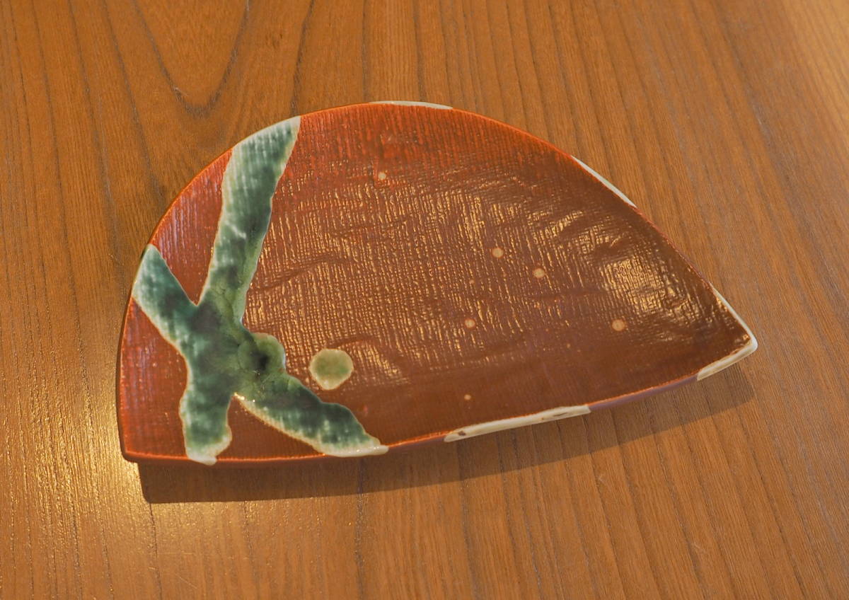 業務用  赤錆緑線半月焼物 28枚  金旅館 料亭 割烹 小料理店 ホテル 飲食店拍卖