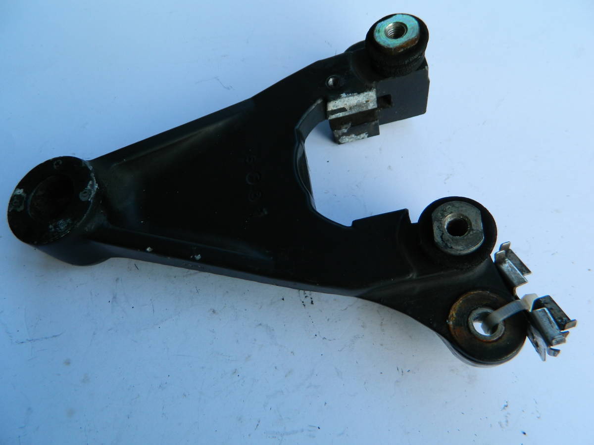 1.1108 CB750F リアブレーキキャリパーサポート RC04、FA 0拍卖