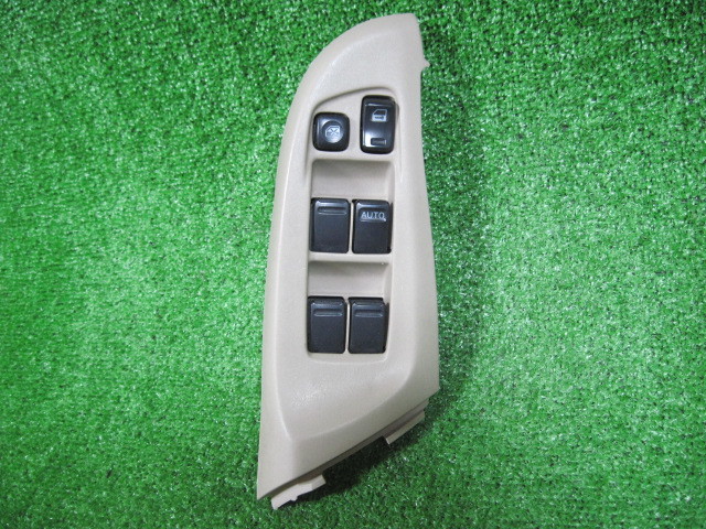 日産 ブルーバード シルフィ QNG10 パワーウィンドウスイッチ 中古 16ピン3ピン カバー付き 200319拍卖
