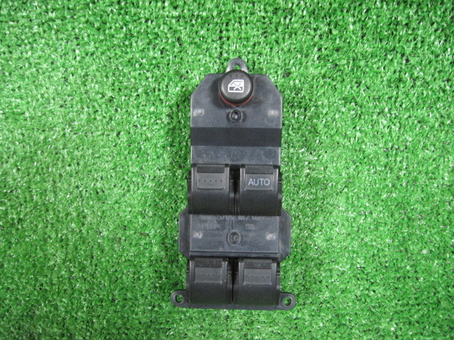 ホンダ フィット GD2 パワーウィンドウスイッチ 中古 M21696 20ピン 200476拍卖