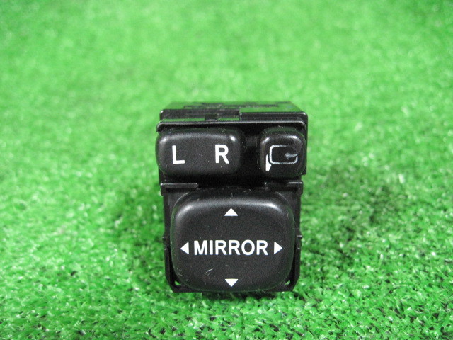 トヨタ ヴォクシー AZR65G 電動格納 ドアミラースイッチ 中古 183575 配線9本 カプラー付き 200483拍卖