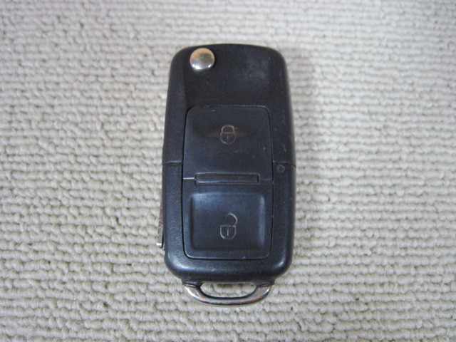 フォルクスワーゲン VW 純正 2ボタン キーレス キーレスエントリー HLO 1J0 959 753 Q 作動未確認 中古 200543拍卖