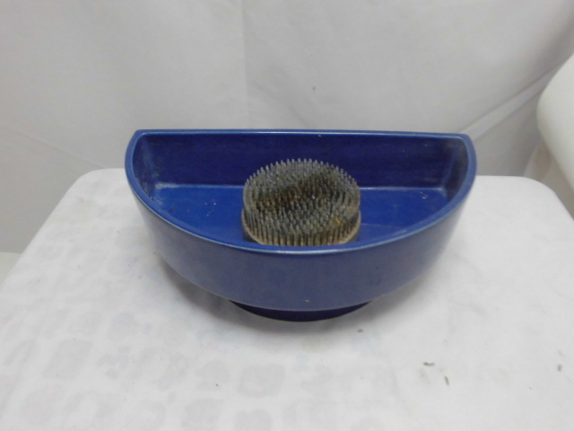 花器 生け花 水盤 陶器製 剣山付き 半月 青 拍卖