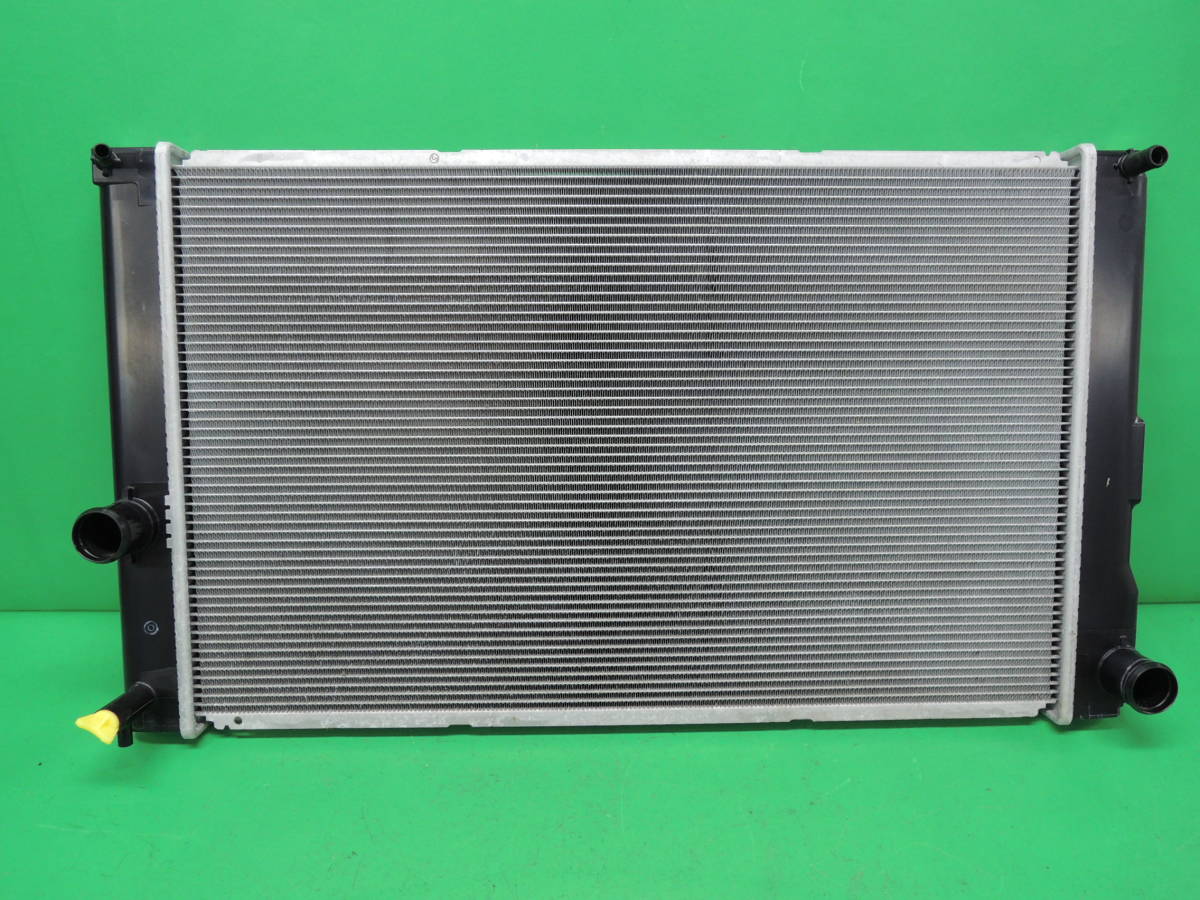 平成24年 ZVW30 プリウス G´S ラジエーター拍卖