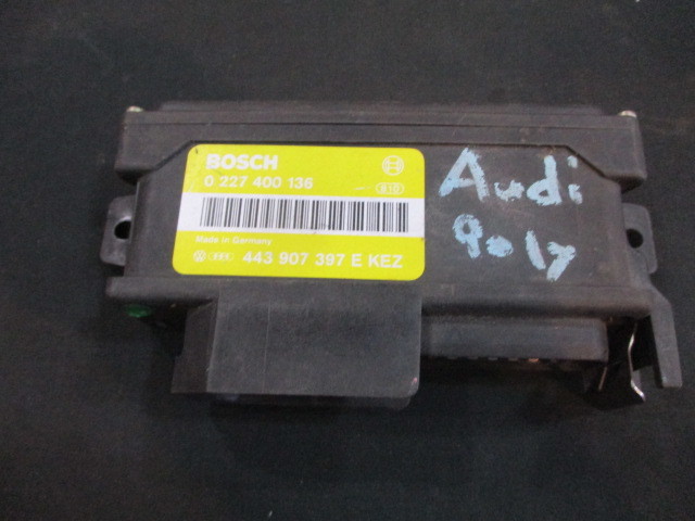 ■アウディ 90 イグニッション コントロール リレー 中古 0227400136 443907397E 部品取りあり オルタネーター コンプレッサー ■拍卖