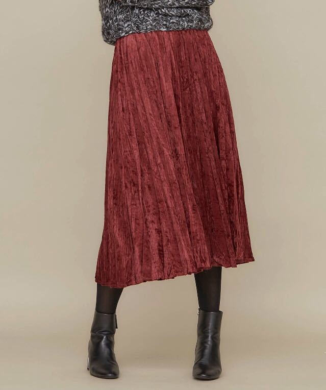 新品タグ付き ステュディオスプリーツスカート ワインレッド拍卖