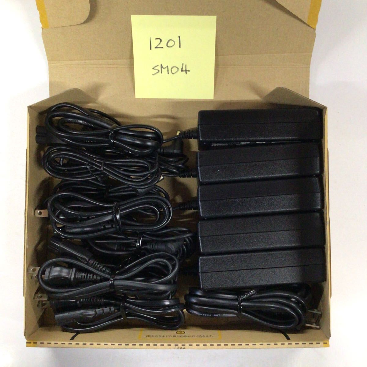 (1201SM04)送料無料/中古/DELTA デルタ/SADP-65KB C/19V/3.42A/純正 ACアダプタ 5個セット拍卖