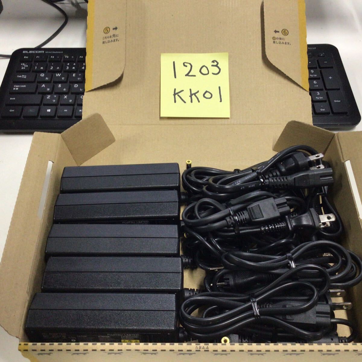 (1203KK01)送料無料/中古/FUJITSU 富士通 フジツウ/FMV-AC332(ADP-65JH ABZ)/19V/3.42A/純正 ACアダプタ 5個セット拍卖