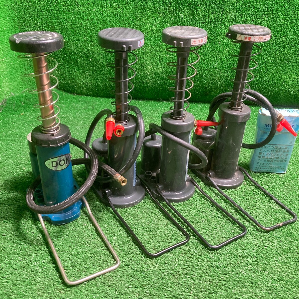配清i585 サギサカ/DON 足踏み式エアポンプ ミニフットポンプ他■ホース300mm 踏台φ50mm 高さ220~130mm■タイヤ ボール他★計4台セット拍卖
