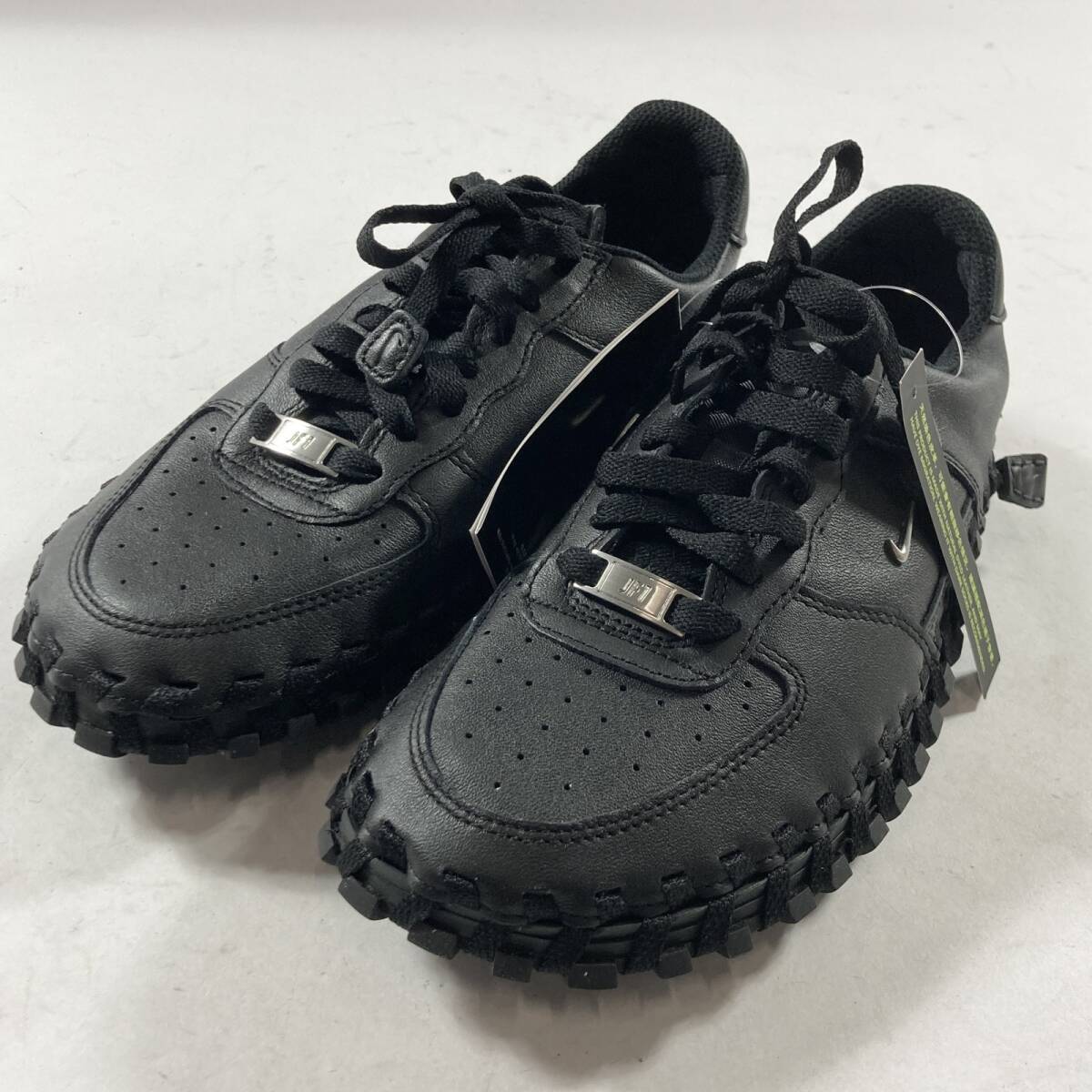 ★ 未使用 タグ付き NIKE ナイキ J FORCE 1 Jフォース スニーカー ブラック 靴 ローカット サイズ24cm レディース 現状品 0.57kg拍卖