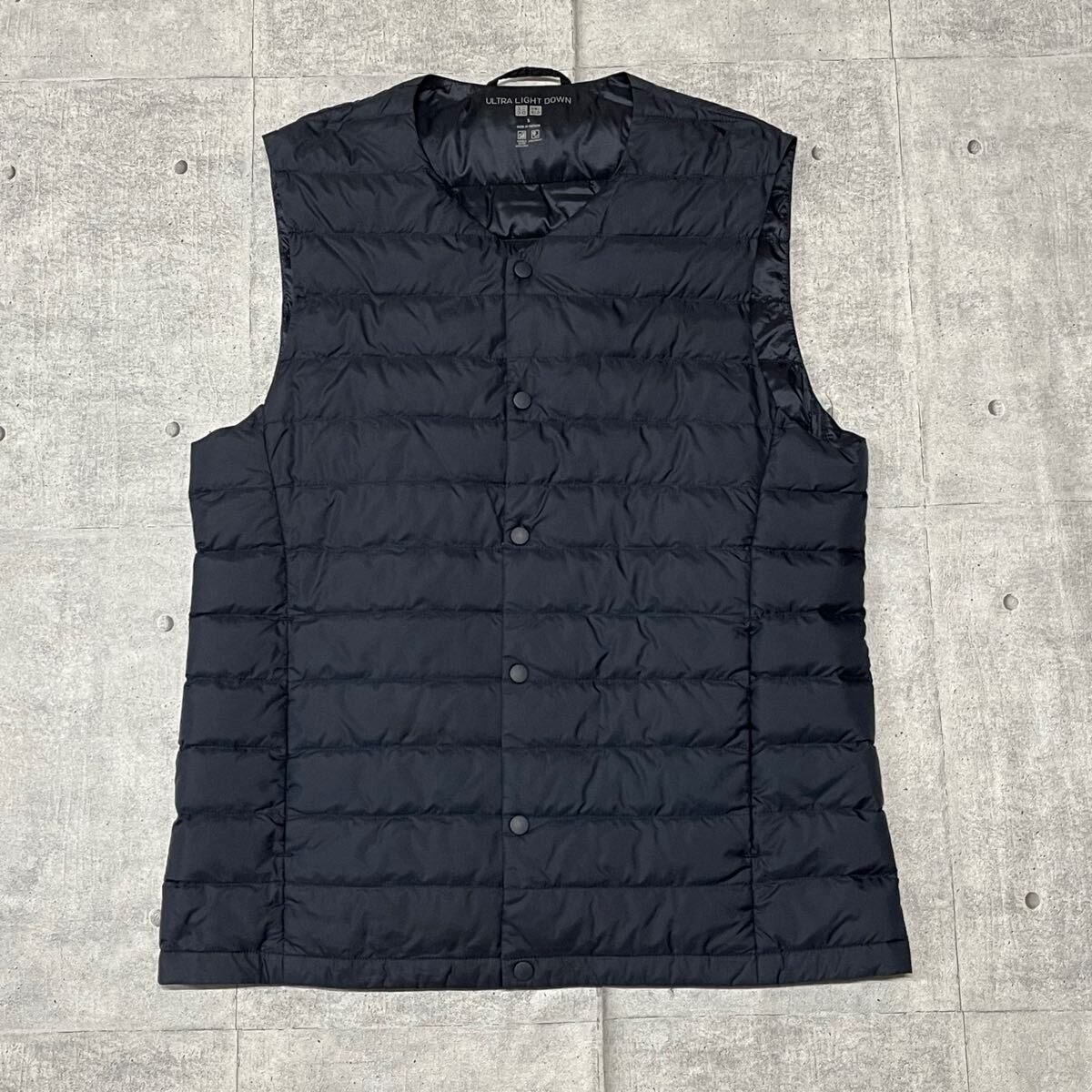 UNIQLO ウルトラライトダウン インナーベスト ユニクロ URTRA LIGHT DOWN 2WAY クルーネック Vネック 撥水 防寒 保温 軽量 早6217拍卖