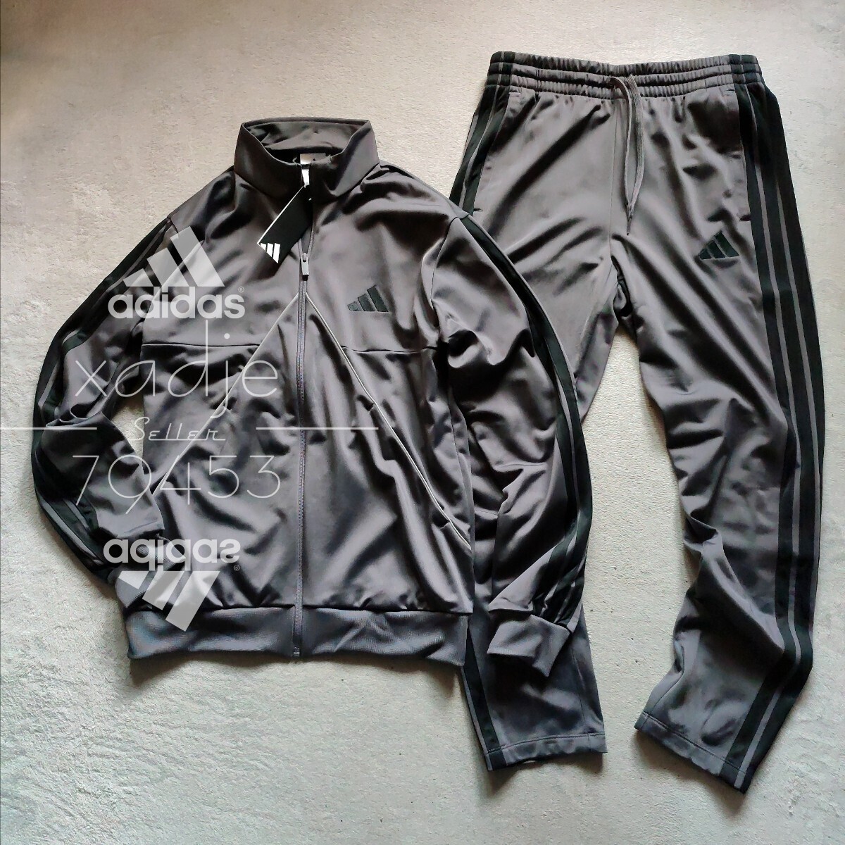 新品 正規品 adidas アディダス 上下セット ジャージ ジャケット パンツ セットアップ グレー ストラータ 灰 紫 ロゴ刺繍 定価9570円 2XL拍卖