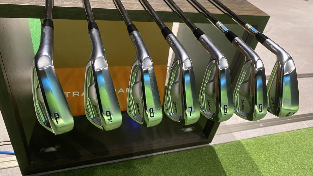 ★超美品★レフティ★左用★スリクソン ZXiU 4ユーティリティ★ZXi7アイアン★7本セット★ダイナミックゴールド AMT ツアーホワイト S200拍卖