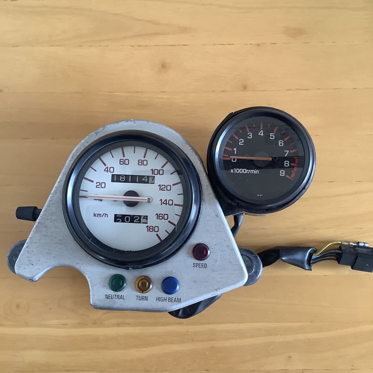 ヤマハSRX400、メーター 、タコメーター、拍卖