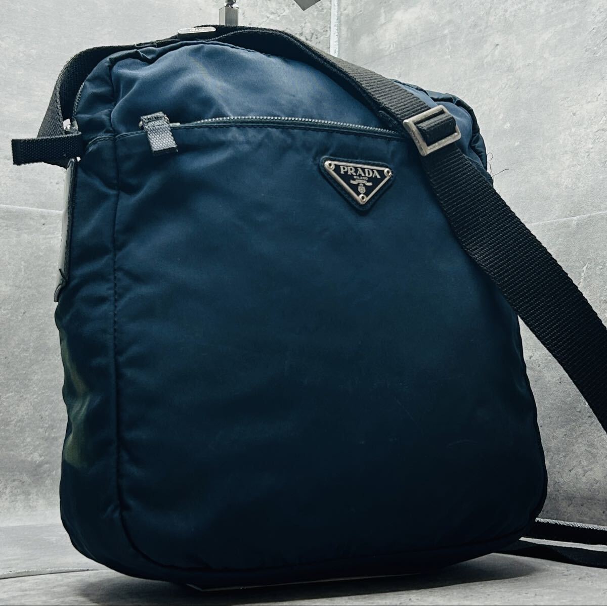 斜め掛け可/希少 PRADA プラダ ショルダーバッグ クロスボディ 三角ロゴ テスートナイロン 肩掛け トライアングル ブラック TESSUTO 革拍卖