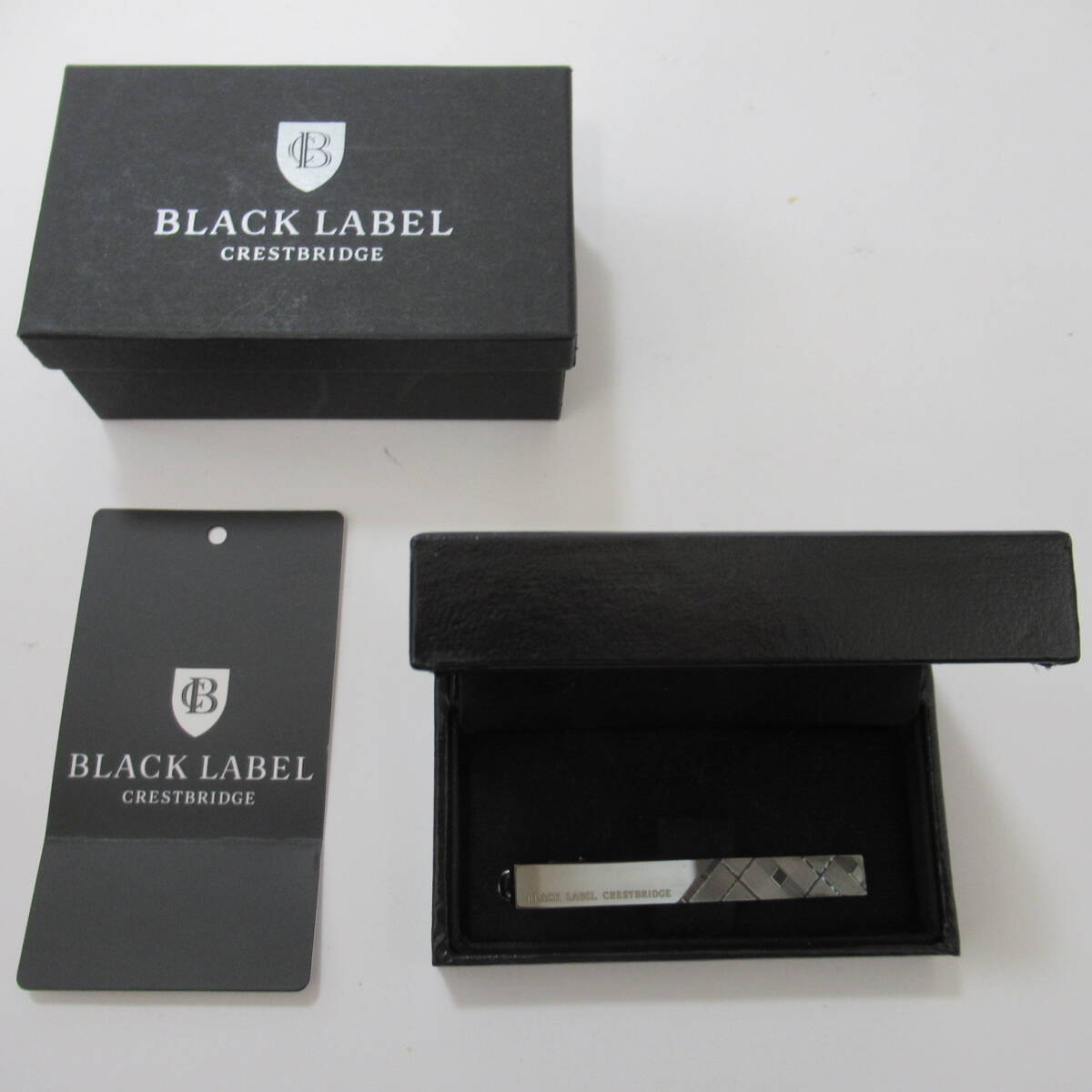 ■■202511即決■ ブラックレーベルクレストブリッジ新品ブラック(09) クレストブリッジチェックハーフダイヤカットタイバー / タイピン拍卖