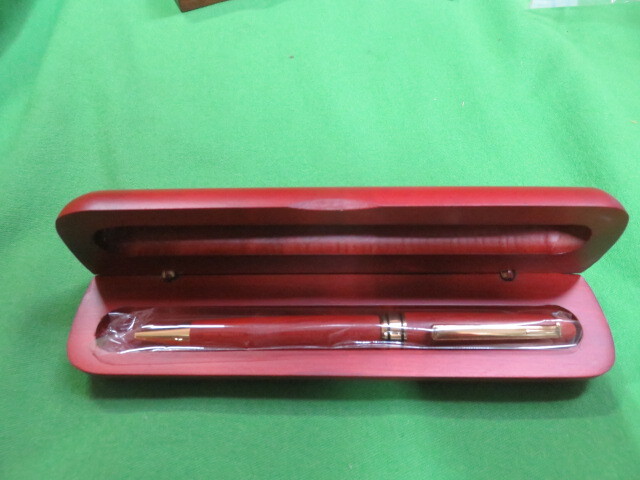 木製ボールペン ケース付き 未使用品 送料無料 ウッドボールペン拍卖