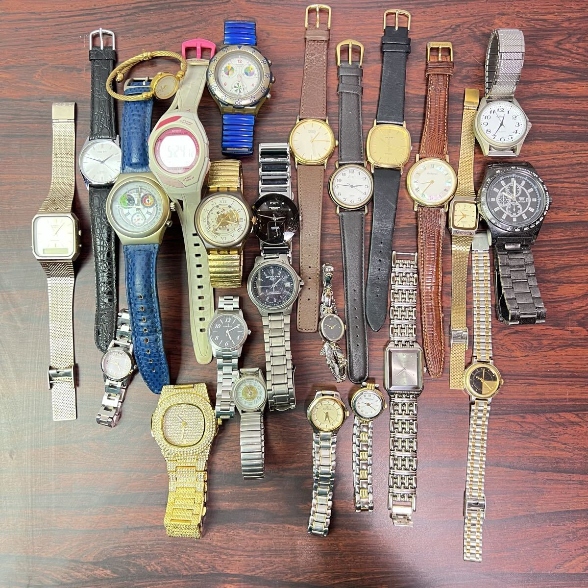 動作未確認 まとめ売り 25本 腕時計 SEIKO Swatch スウォッチ Burberrys ORIENT RICOH TECHNES CASIO m12-41拍卖