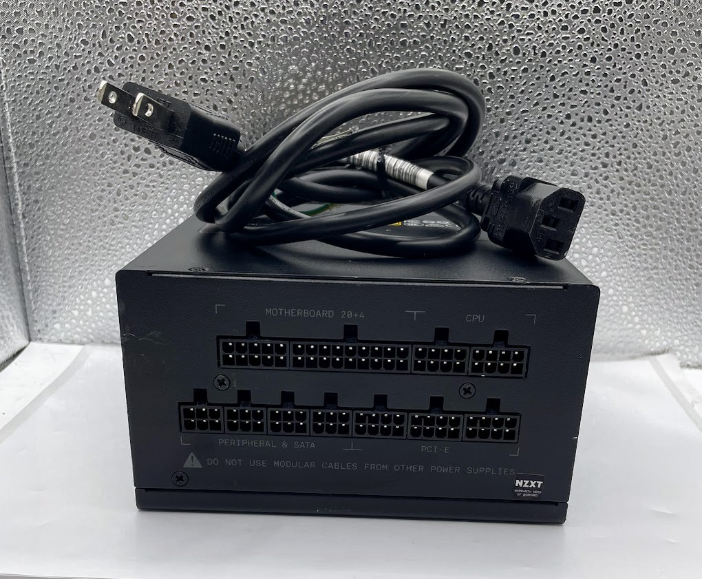 ● NZXT C750 外箱無し ATX電源ユニット 80PLUS GOLD フルプラグイン ジャンク拍卖